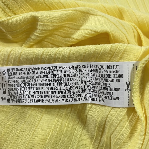 🌸 Clearance! 🌸 Yellow High Neck Body-con Mini Dress Size S - Picture 10 of 10